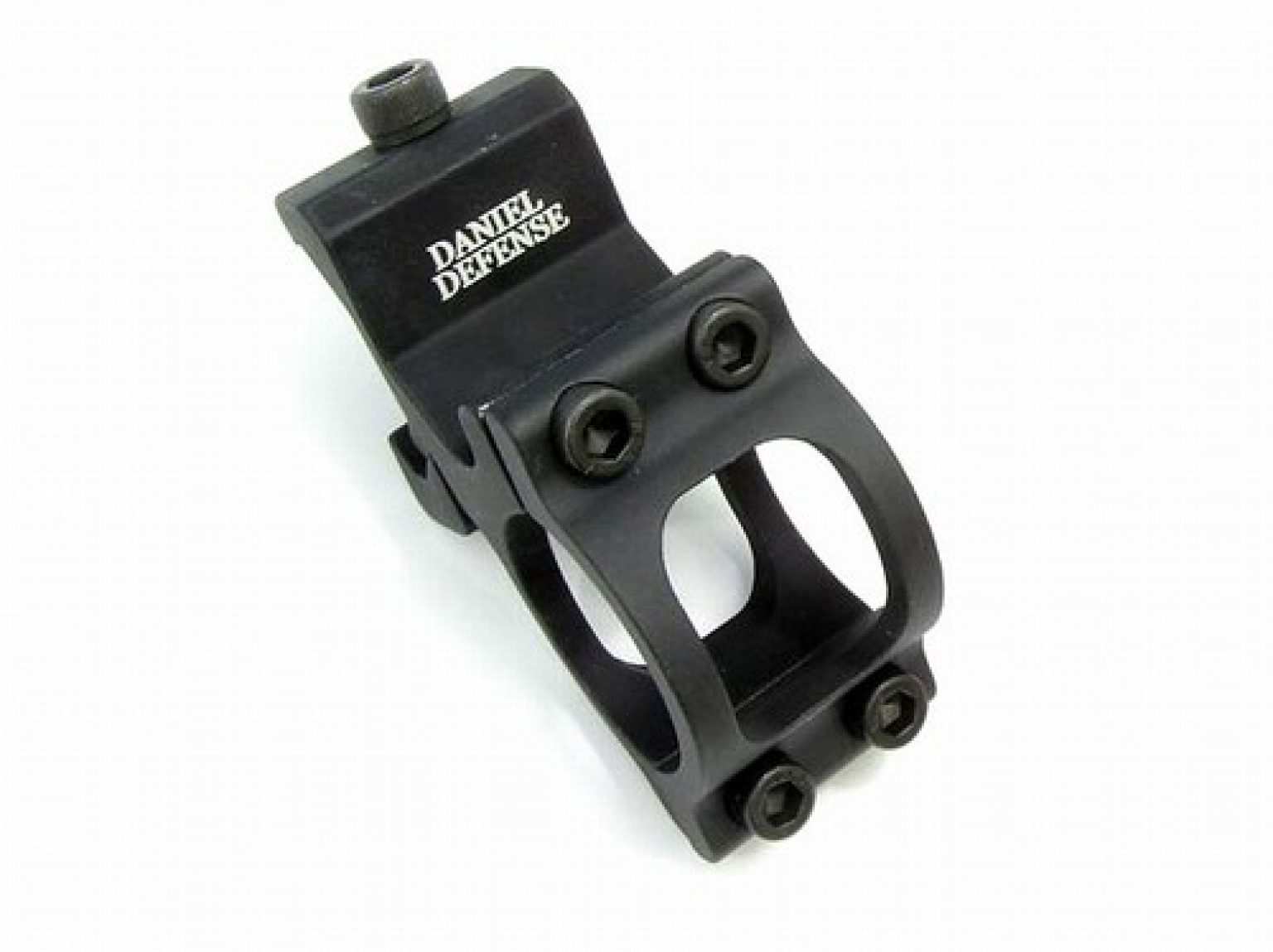 Best Light For Coyote Hunting At Night [HandTested Coyote Light